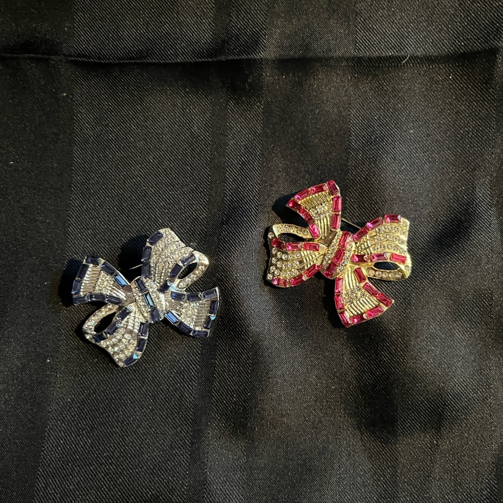 Rhinestone bow brooches, designer inspired.